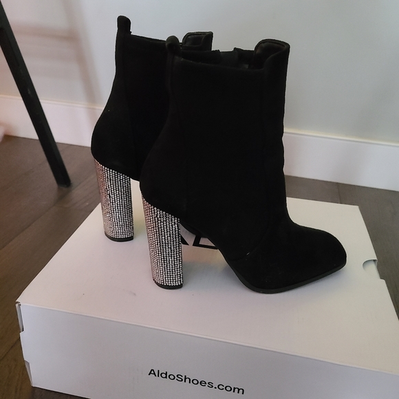 Aldo "Aurla" Ankle Boot - Picture 2 of 3